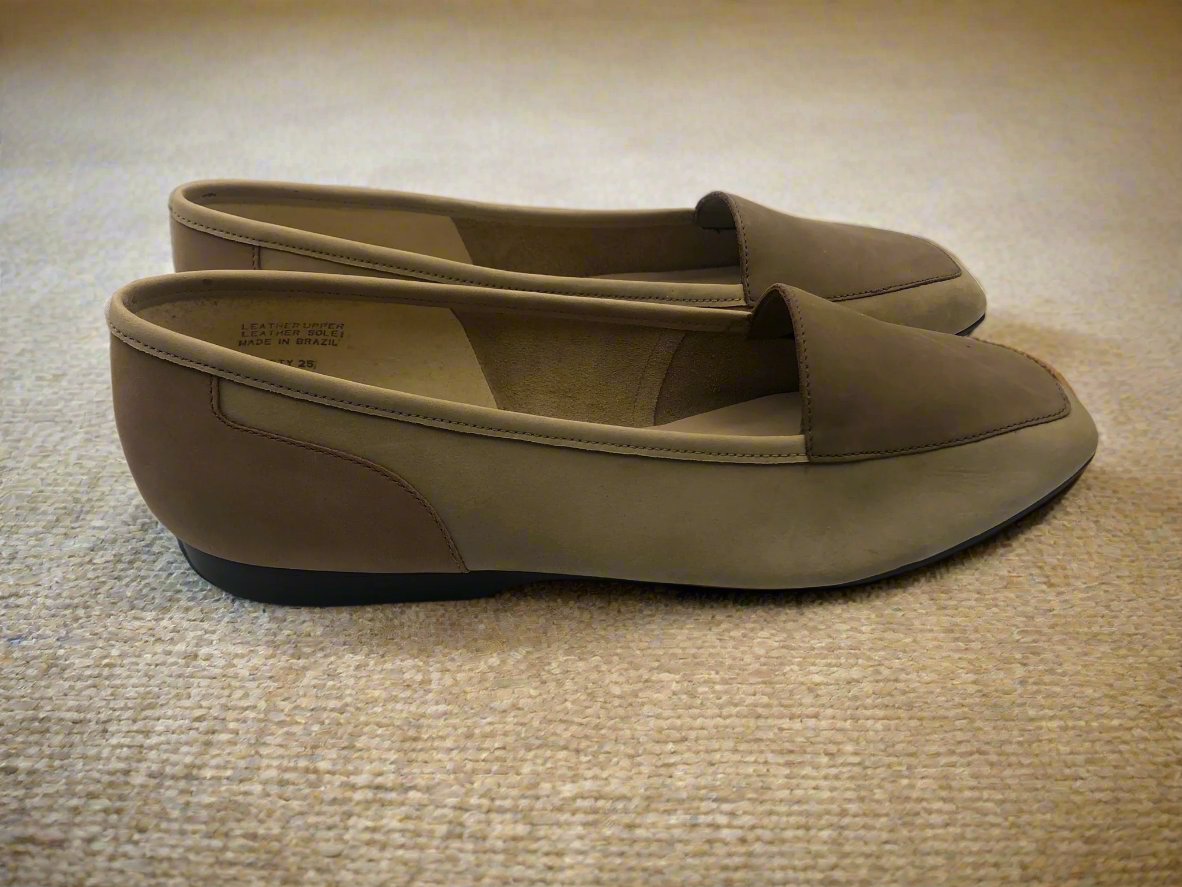 Enzo Angiolini Womens Flats size 7.5