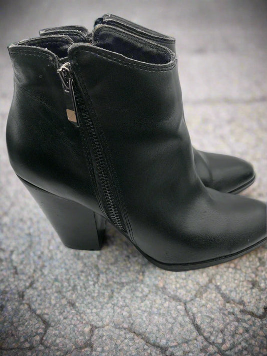 Dolce Vita Black Leather Ankle Boots