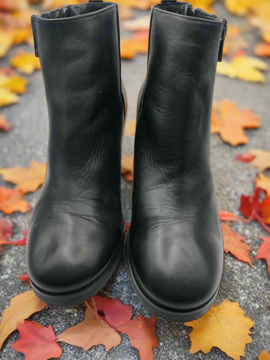 Aldo Black Leather Double Zipper Ankle Boots