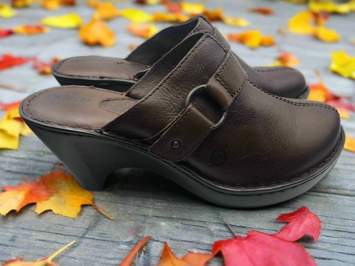 Born Women's Brown Leather Clogs Size 10