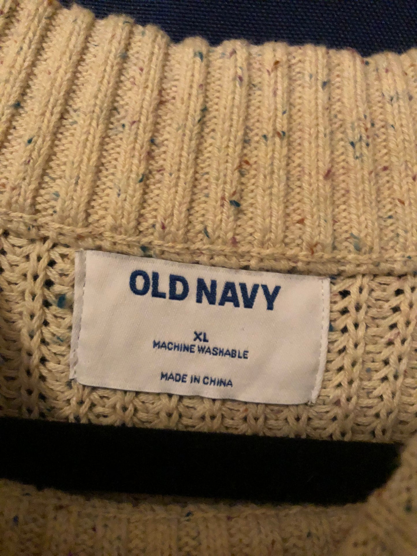 Old Navy Heavy Knit Pullover Size L