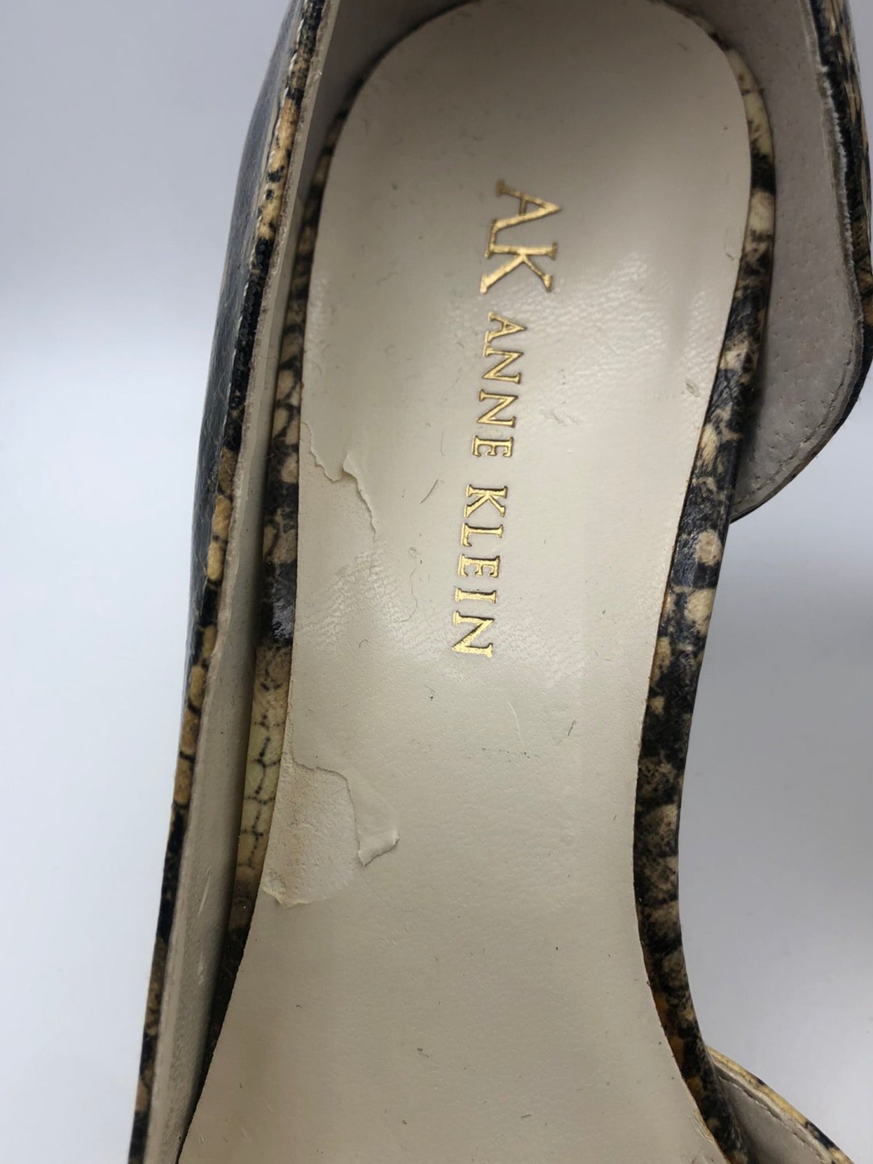 Anne Klein Snakeskin Heels Size 7.5